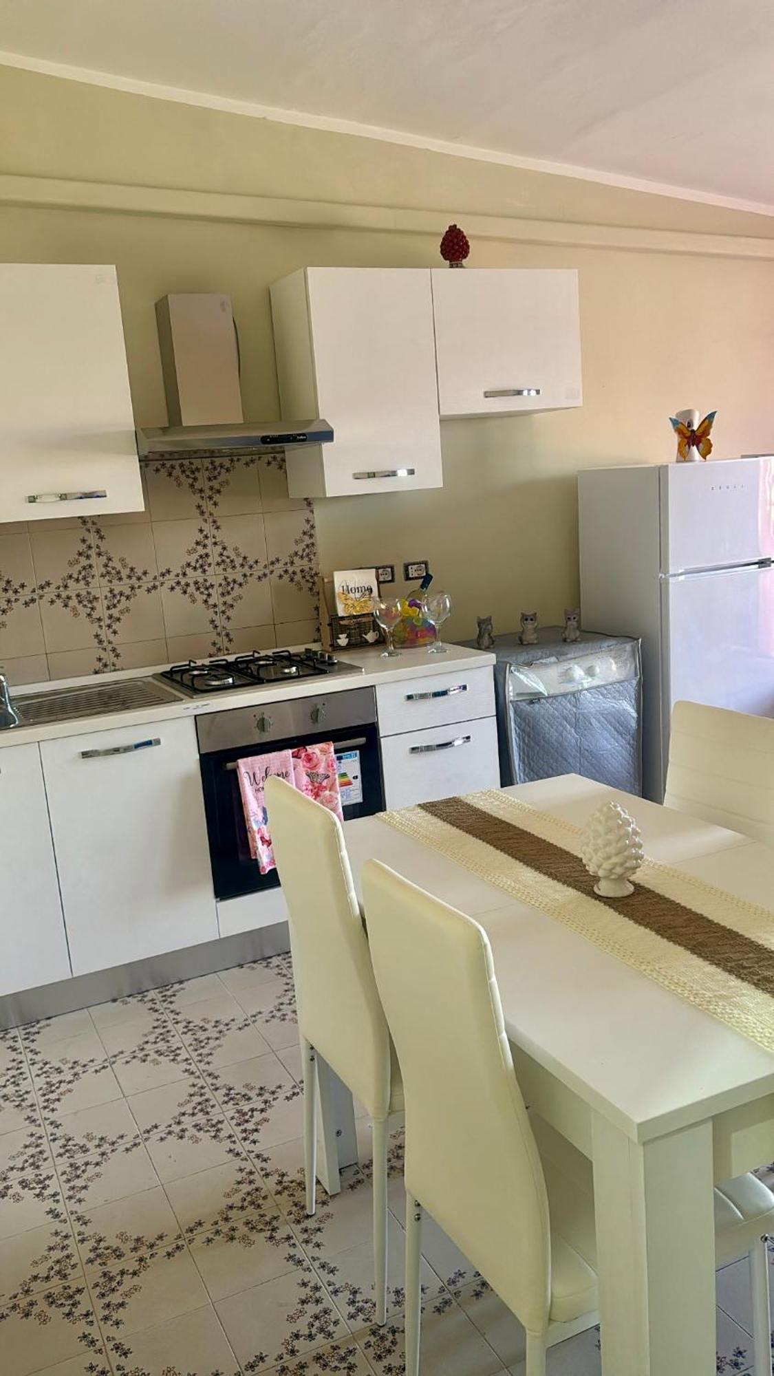 Appartamento Giardini Naxos Butterflies Home Schiso Bagian luar foto