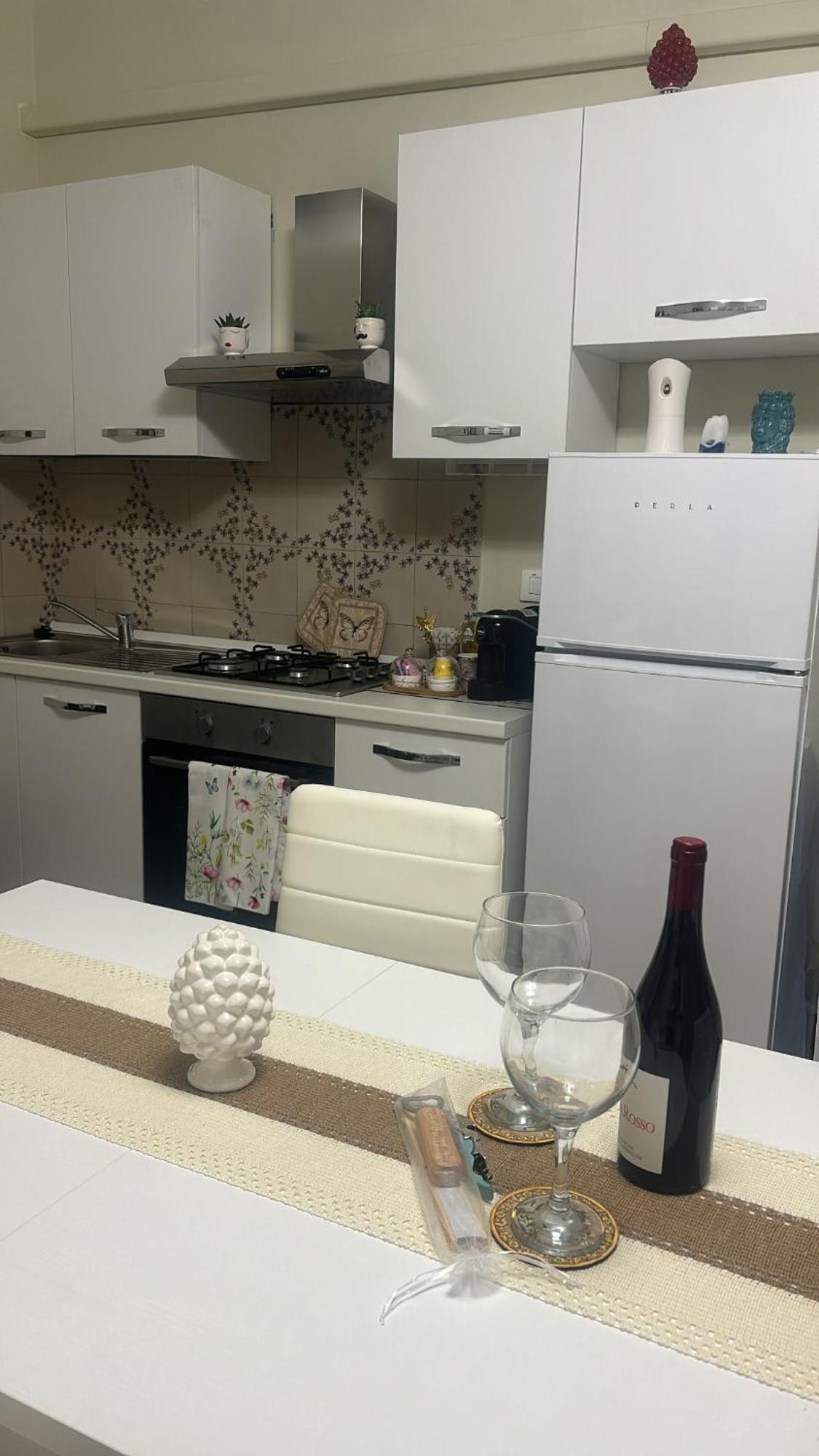 Appartamento Giardini Naxos Butterflies Home Schiso Bagian luar foto